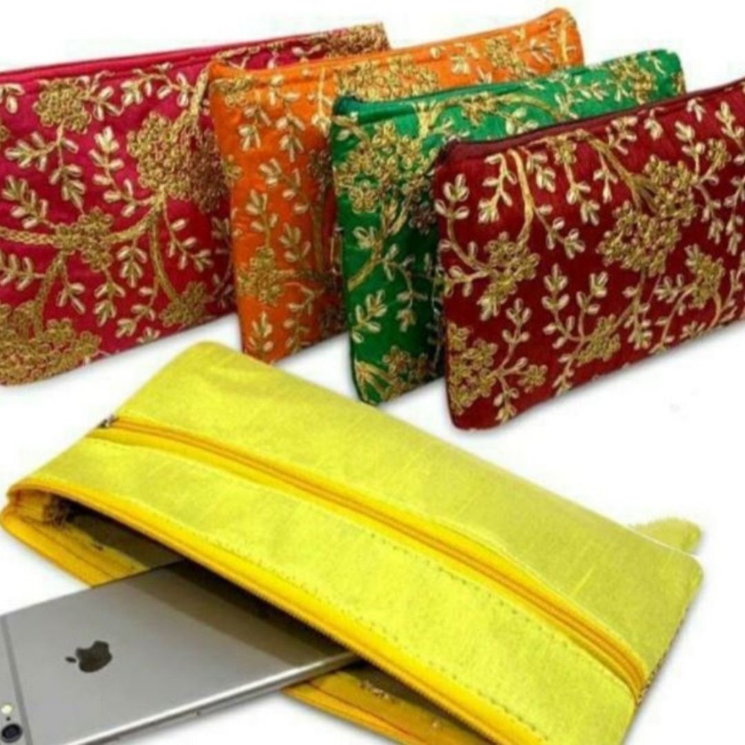 Silk Clutch Pouch, Indian Wedding Handbag, Wedding favor, Wedding Gift, Fabric Envelope, Indian Return Gift, Clutch Bag, Diwali Gift