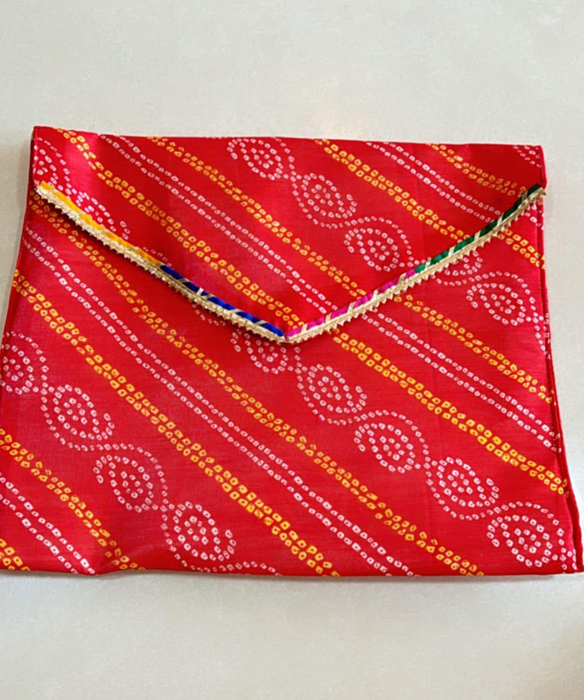 Indian Bandhani Saree Covers, Saree Cover, Christmas Gift, Wedding Favors, Indian Gifts, Indian Handicraft, Silk Saree Covers, Return Favors
